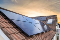 solar-panels-install-roof-top